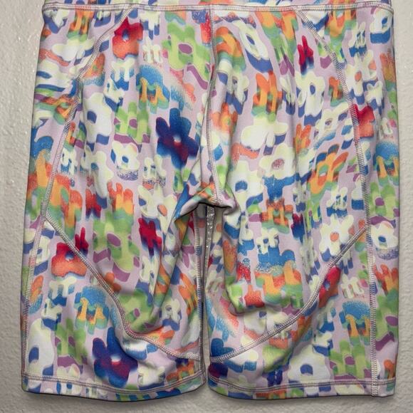 Fabletics Bike Shorts Women's Small Powerhold High-Waist 9'' New Wave Floral - Picture 13 of 16